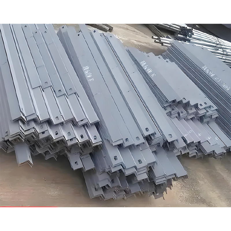 Main Steel Structure: Steel Columns, Steel Beams, Purlins, Wall Beams Secondary Steel Structure: Tie Rods, Braces, Struts, Corner Braces, Horizontal Braces, Column Supports